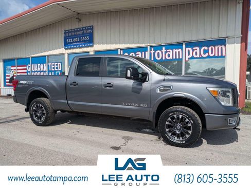 Used 2019 Nissan Titan PRO-4X w/ Pro-4x Convenience Package AWD/4WD image 1