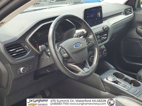 Used 2021 Ford Escape SEL FWD image 11