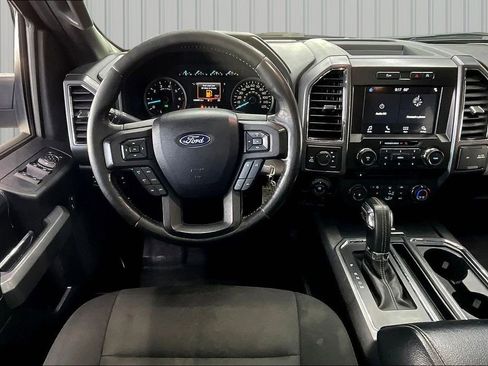 Used 2018 Ford F150 XLT w/ Equipment Group 302A Luxury image 8