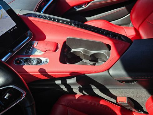 Used 2020 Chevrolet Corvette Stingray Preferred Cpe w/ 2LT Preferred Equipment Group RWD image 22