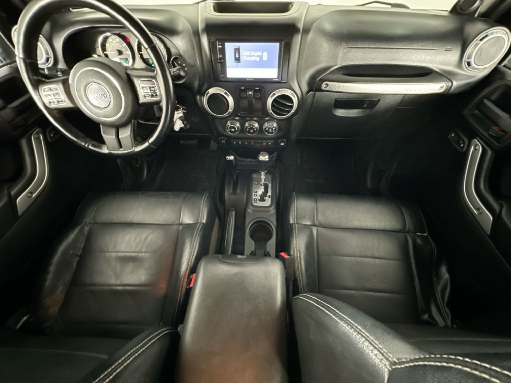 Used 2012 Jeep Wrangler Sahara w/ Connectivity Group AWD/4WD image 10