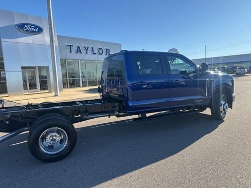 New 2026 Ford F350 Lariat image 18