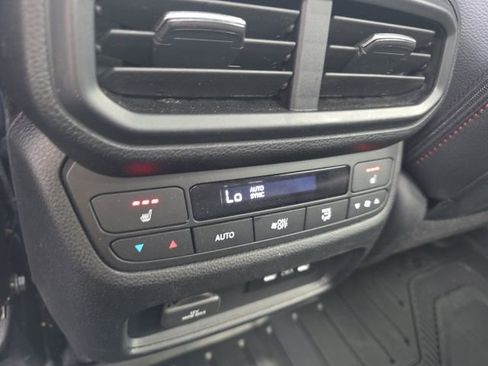 Used 2025 Honda Ridgeline Black Edition image 20