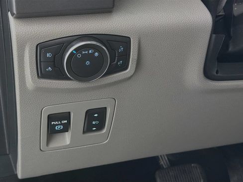 Used 2020 Ford F150 XLT w/ Equipment Group 302A Luxury AWD/4WD image 12