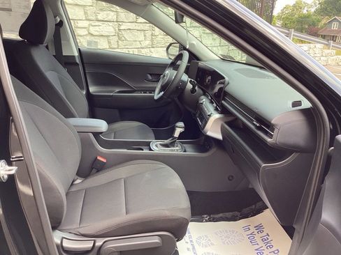 New 2025 Hyundai Kona SEL image 16