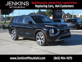 New 2025 Mitsubishi Outlander SE video 1