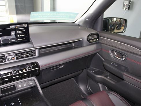 New 2026 Honda Pilot Black Edition image 36