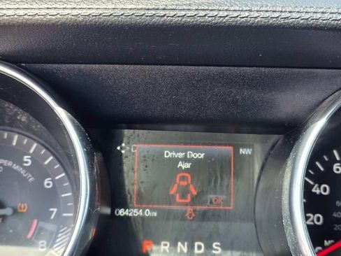 Used 2018 Ford Mustang GT image 11