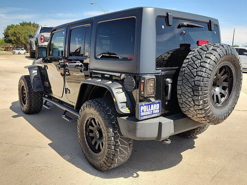 Used 2013 Jeep Wrangler Unlimited Sport AWD/4WD image 2