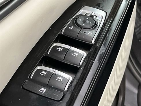 Certified 2024 Kia Carnival LX image 13