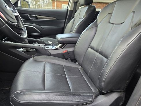 Used 2021 Kia Telluride EX w/ EX Premium Package image 10