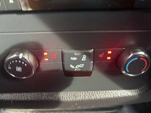 Used 2016 Ford Expedition EL Platinum image 20