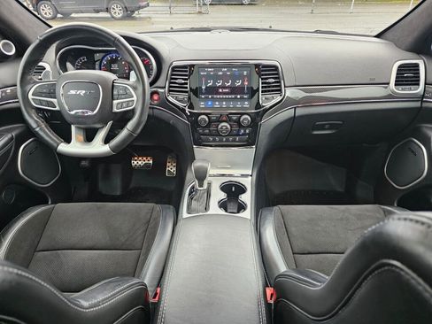 Used 2020 Jeep Grand Cherokee SRT image 16