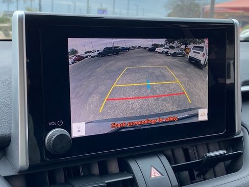 Certified 2025 Toyota RAV4 LE image 22