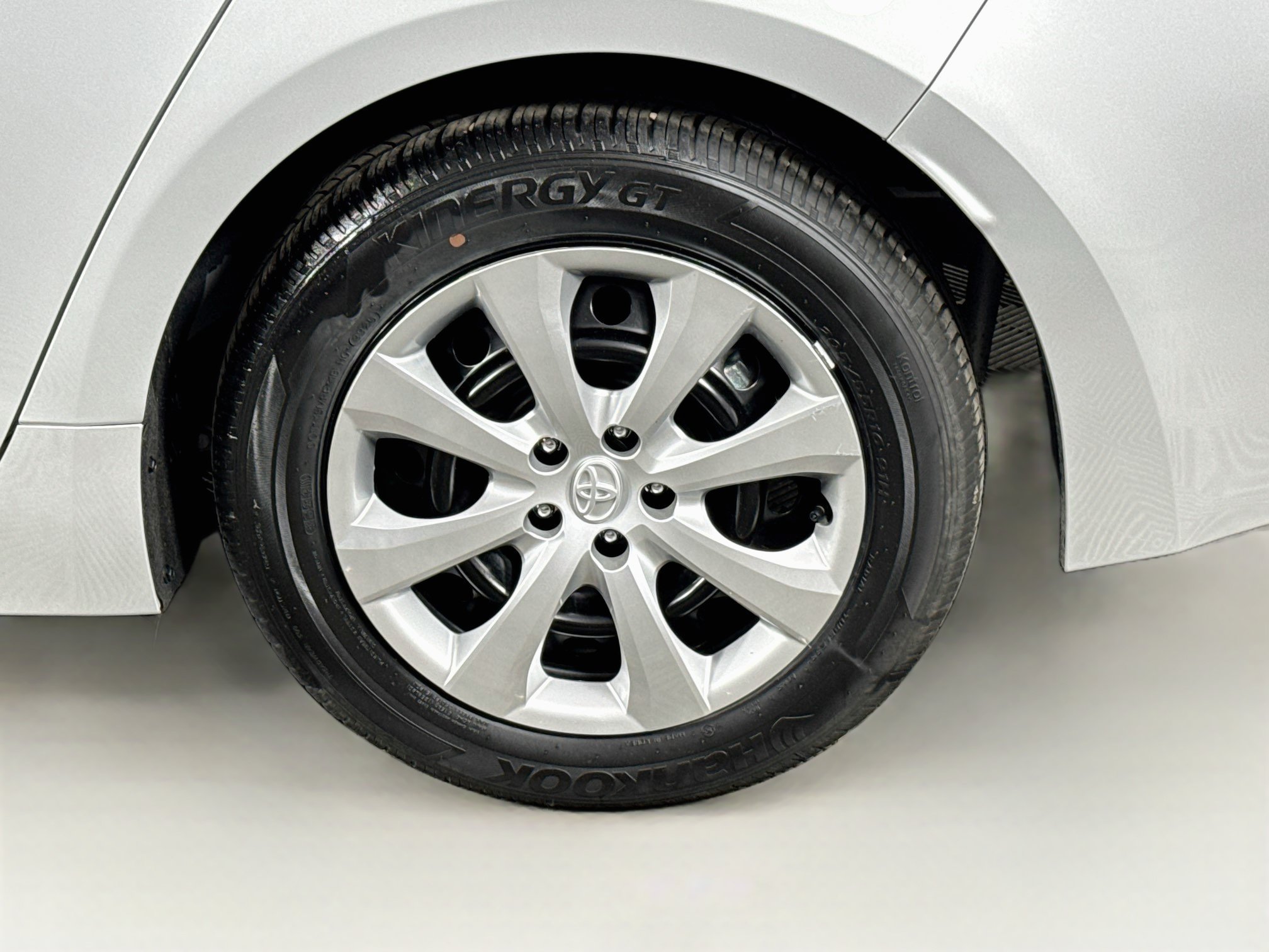 Certified 2026 Toyota Corolla LE FWD image 9