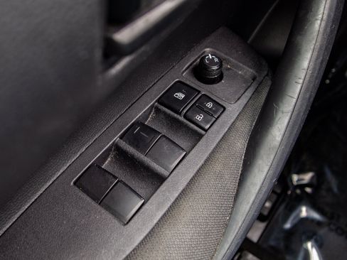 Used 2023 Toyota Corolla LE FWD image 12