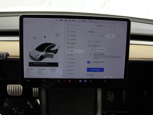 Used 2021 Tesla Model 3 Performance image 19