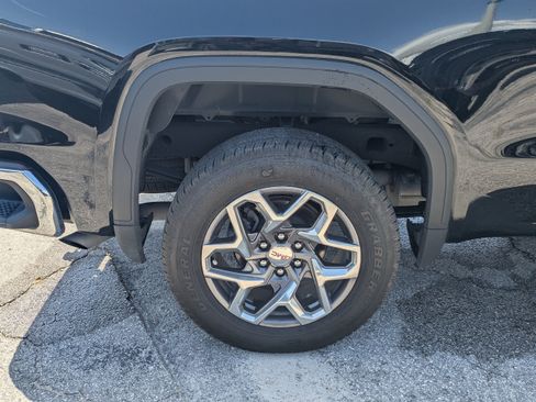 Used 2023 GMC Sierra 1500 SLE AWD/4WD image 11