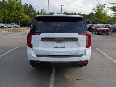 Used 2023 GMC Yukon XL AT4 AWD/4WD image 5