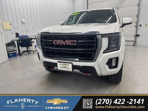 Used 2024 GMC Yukon AT4 w/ Technology Package image 7