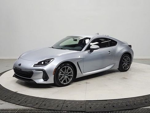 Used 2024 Subaru BRZ Premium image 3
