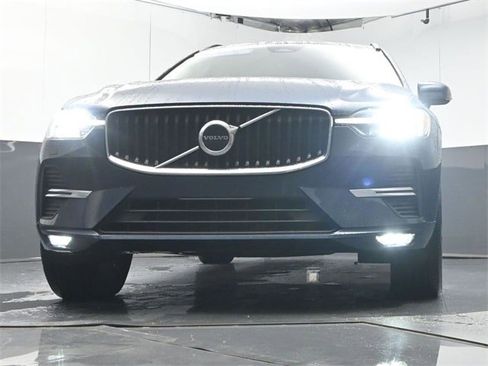 Certified 2022 Volvo XC60 B5 Momentum w/ Climate Package image 35