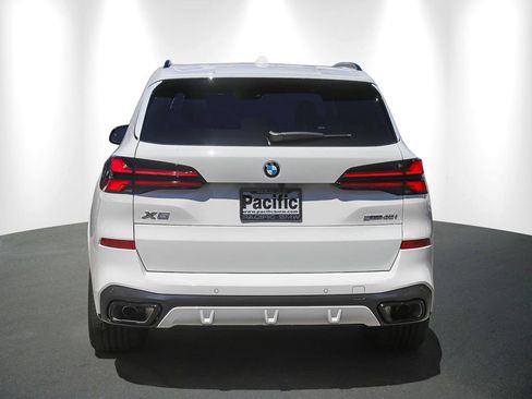 New 2026 BMW X5 sDrive40i w/ M Sport Package RWD image 5