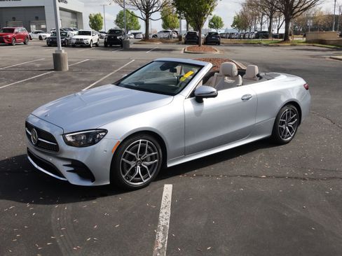 Used 2023 Mercedes-Benz E 450 Cabriolet image 5