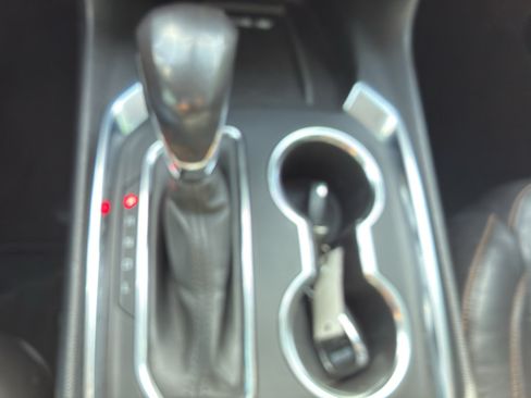 Used 2021 Chevrolet Traverse Premier w/ Redline Edition FWD image 41