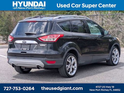 Used 2015 Ford Escape Titanium w/ Equipment Group 301A FWD image 5