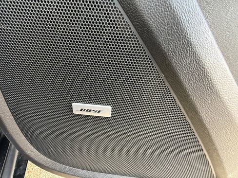 Used 2019 Chevrolet Traverse Premier w/ Redline Edition image 17