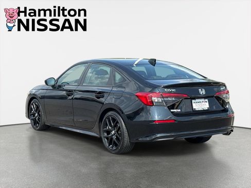 Used 2024 Honda Civic Sport image 4