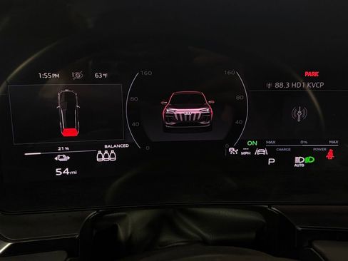 Used 2025 Audi Q6 e-tron Premium w/ Convenience Package AWD/4WD image 18