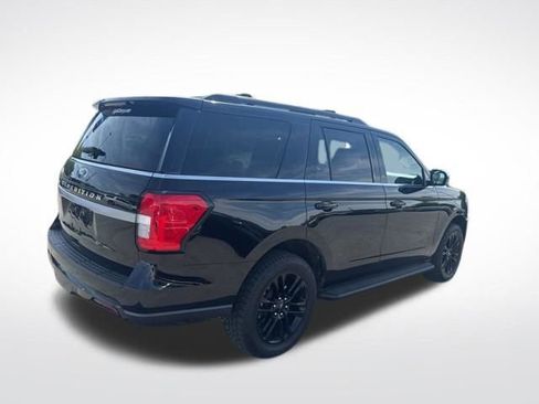 Used 2024 Ford Expedition XLT AWD/4WD image 5