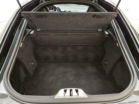 Used 2015 Ferrari F12 Berlinetta image 10