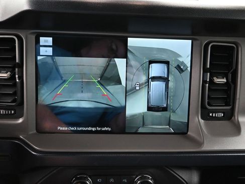 Used 2023 Ford Bronco Outer Banks image 18