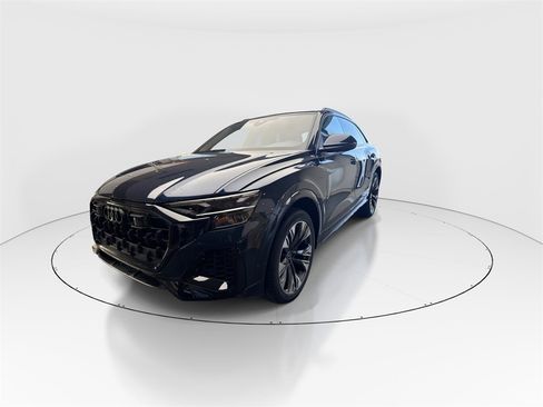 New 2025 Audi Q8 Premium image 4
