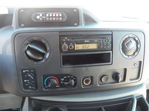 Used 2011 Ford E-350 and Econoline 350 Super Duty w/ Shuttle Bus Prep Pkg RWD image 7