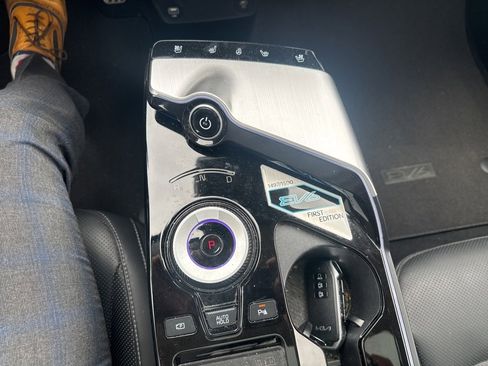 Used 2022 Kia EV6 GT-Line w/ First Edition Package image 13