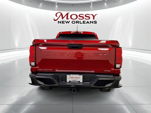 Used 2023 Chevrolet Colorado W/T image 6