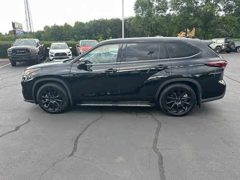 Used 2025 Toyota Highlander Platinum AWD/4WD image 8