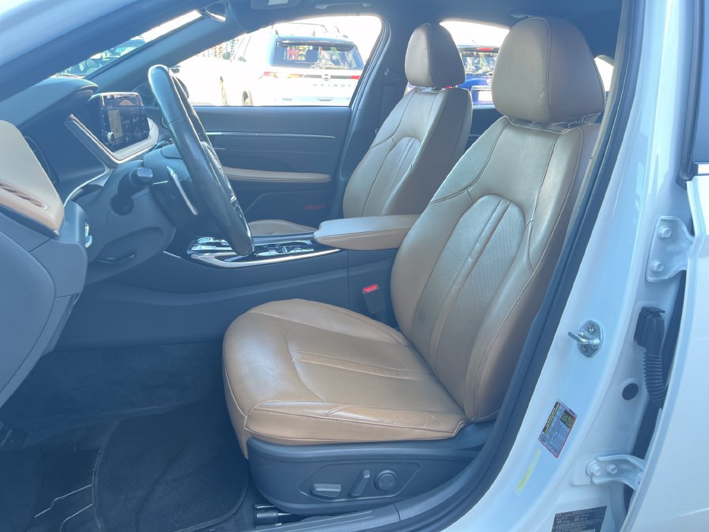 Used 2021 Hyundai Sonata Limited FWD image 10