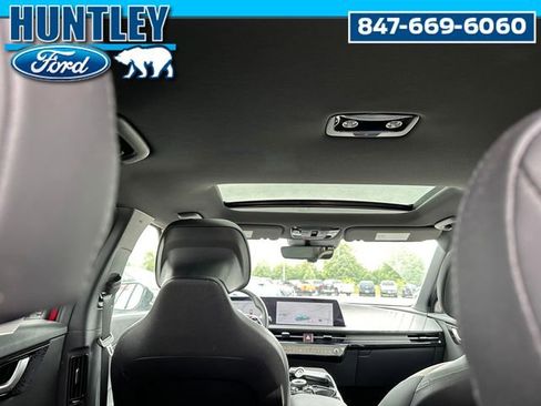 Used 2023 Kia EV6 GT-Line image 12