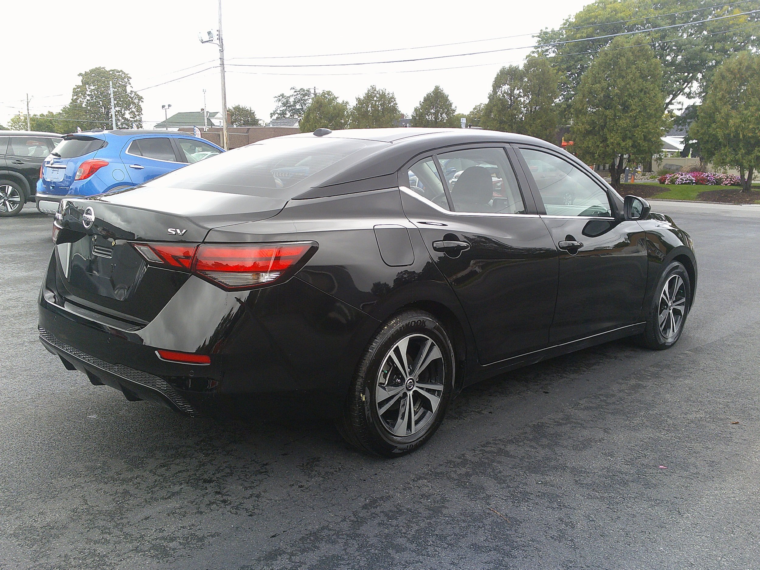 Used 2023 Nissan Sentra SV FWD image 5