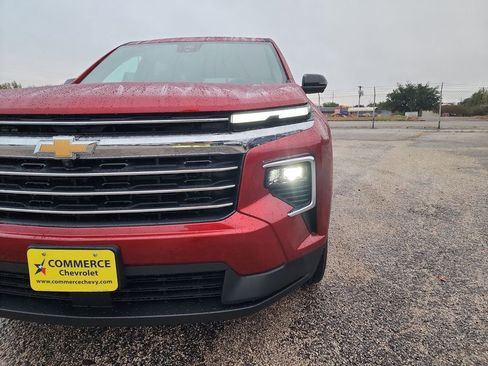 New 2026 Chevrolet Traverse LT w/ Sun and Wheel Package image 9