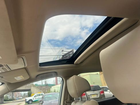 Used 2019 Honda CR-V Touring image 17