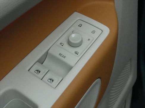 New 2025 Volkswagen ID. Buzz Pro S Plus image 24