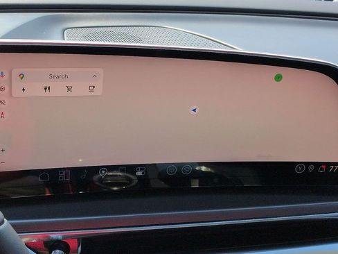 Certified 2024 Cadillac Lyriq Tech RWD image 10
