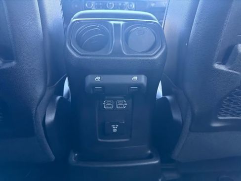 Used 2020 Jeep Wrangler Unlimited Rubicon AWD/4WD image 23