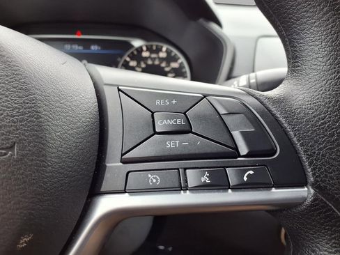 Certified 2025 Nissan Altima 2.5 SV image 14